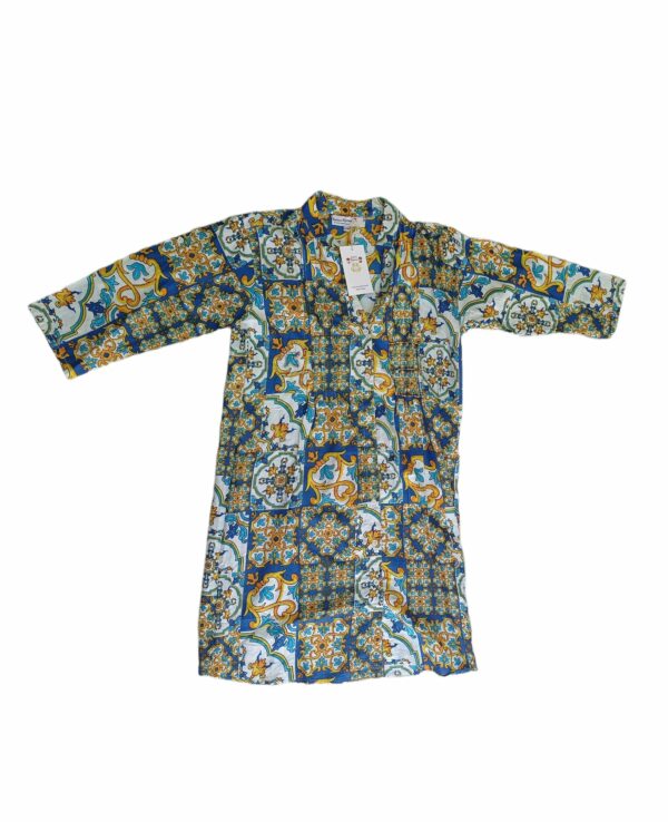 Caftan shirt with majolica fish pattern with buttons, opaque fabric, 3-quarter sleeve with button to make a short sleeve. Presence of decorations with micro beads. sizes: S/M; L/XL100% cotton