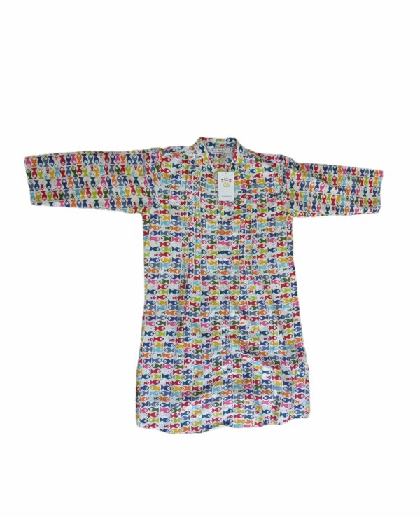 Caftan shirt with multicolor fish pattern with buttons, opaque fabric, 3-quarter sleeve with button to make the sleeve short. Presence of decorations with micro beads. Sizes: S/M; L/XL100% cotton