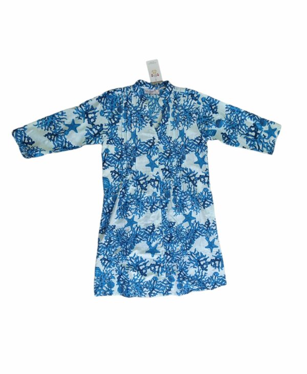 Blue coral patterned shirt caftan with buttons, opaque fabric, 3-quarter sleeve with button to make the sleeve short. Sizes: S/M; L/XL100% cotton