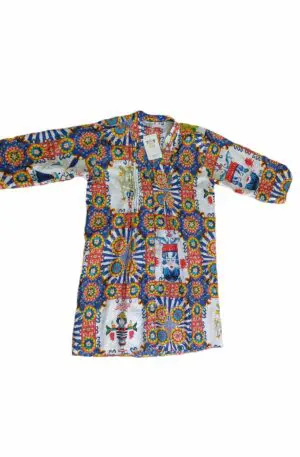 Caftan shirt patterned heads with buttons, opaque fabric, 3-quarter sleeve with button to make a short sleeve. Presence of decorations with micro beads. sizes: s/m; l/xl 100% cotton