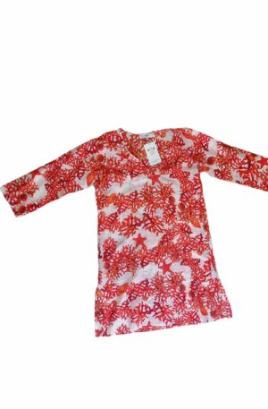 Caftan motif corail fond blanc, fentes latérales, tissu légèrement transparent, col V, présence de microbillesTailles : S/M ; L/XL100% Coton
