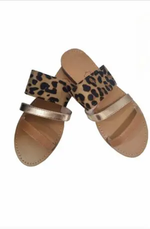 Slippers with eco-leather and spotted suede bands. Rise 1.5 cm