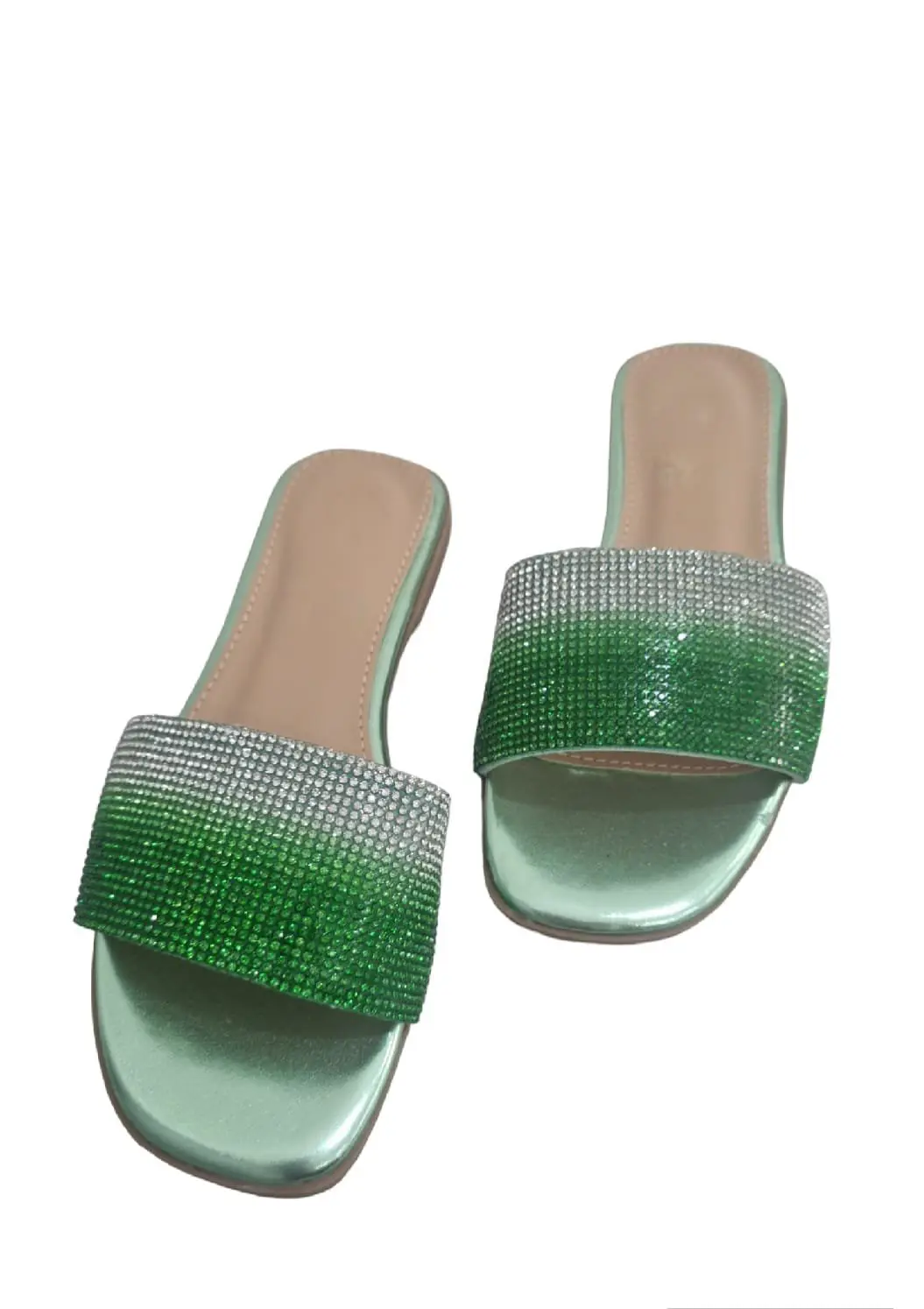 Green slippers with light points, 1.5cm rise, comfort cushion.