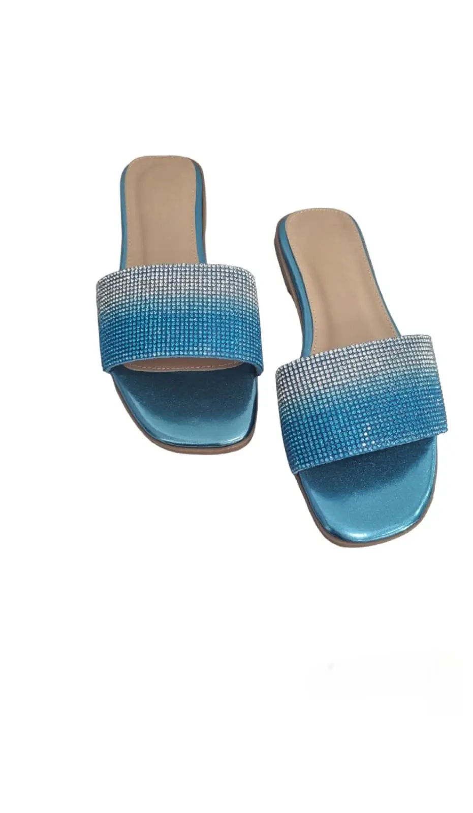 Turquoise slippers with light points, 1.5cm rise, comfort cushion.