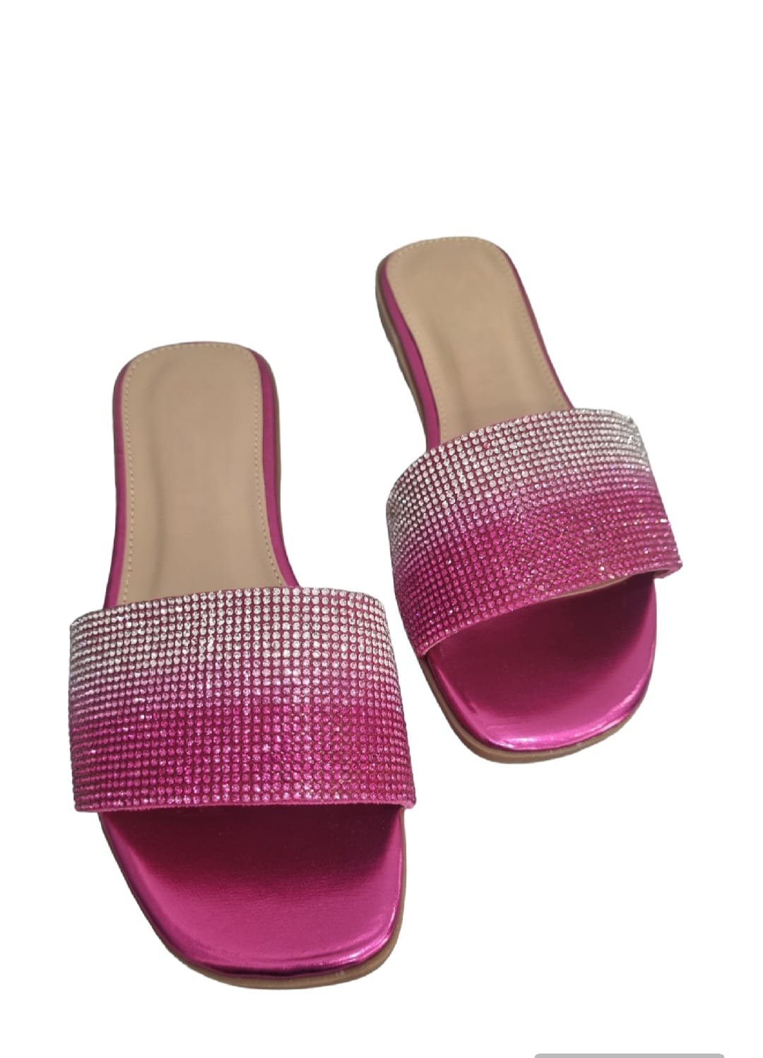 Fuchsia slippers with light points, 1.5cm rise, comfort cushion.