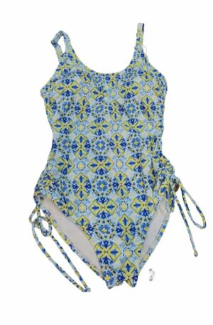 One-piece swimsuit with removable cups, adjustable straps, opaque. Diamond pattern.