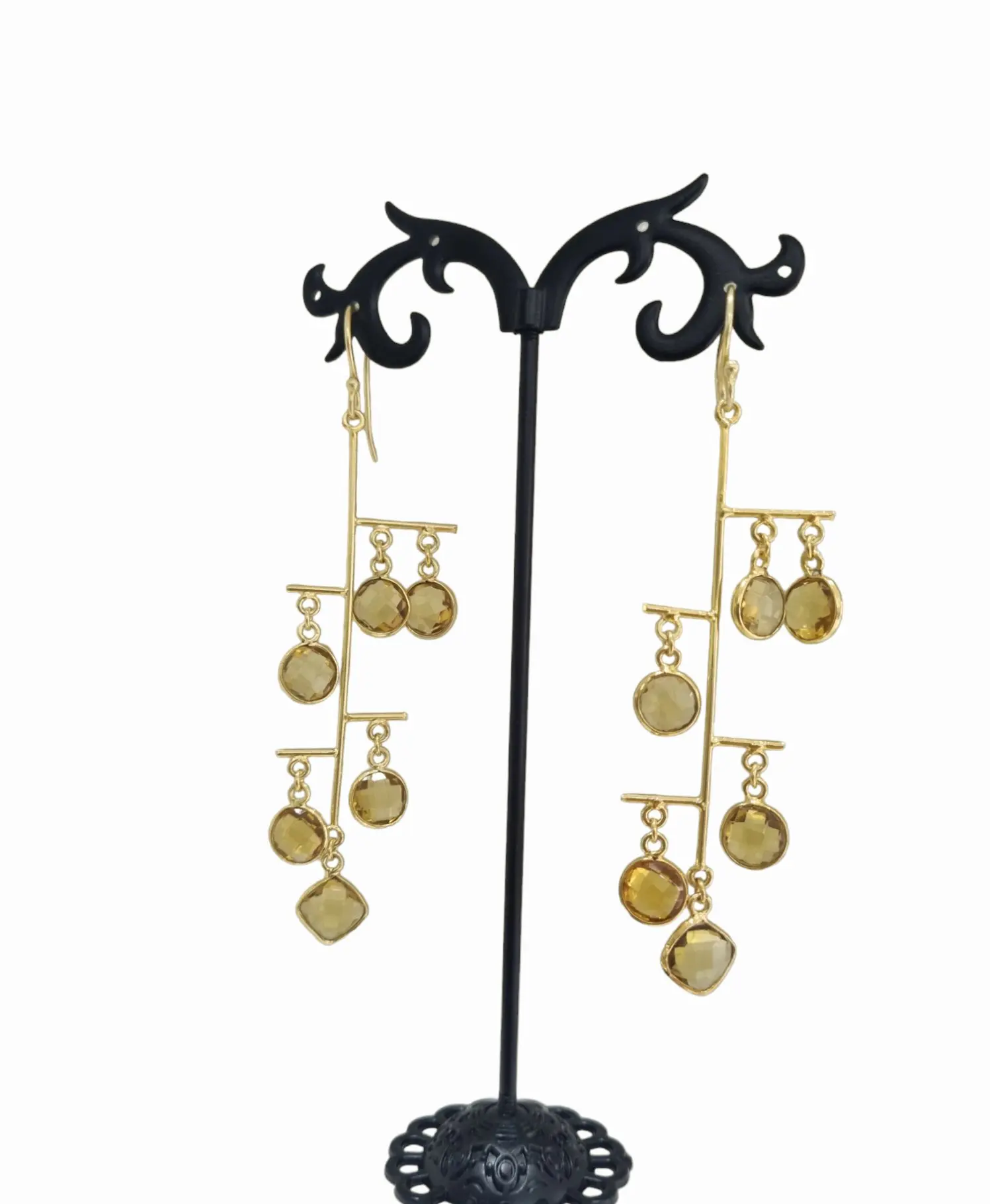 Earrings made with quartz and brass. Length 9cm Weight 4.9gr