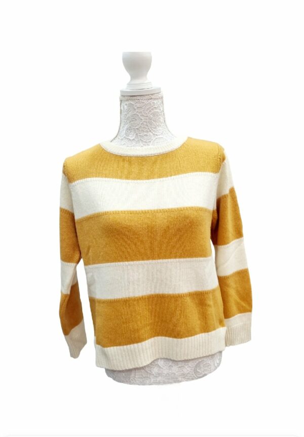 Warm crewneck sweater in mustard and cream colors | Composition 10% cashmere 40% wool 30% viscose 20% nylon | Made in Italy