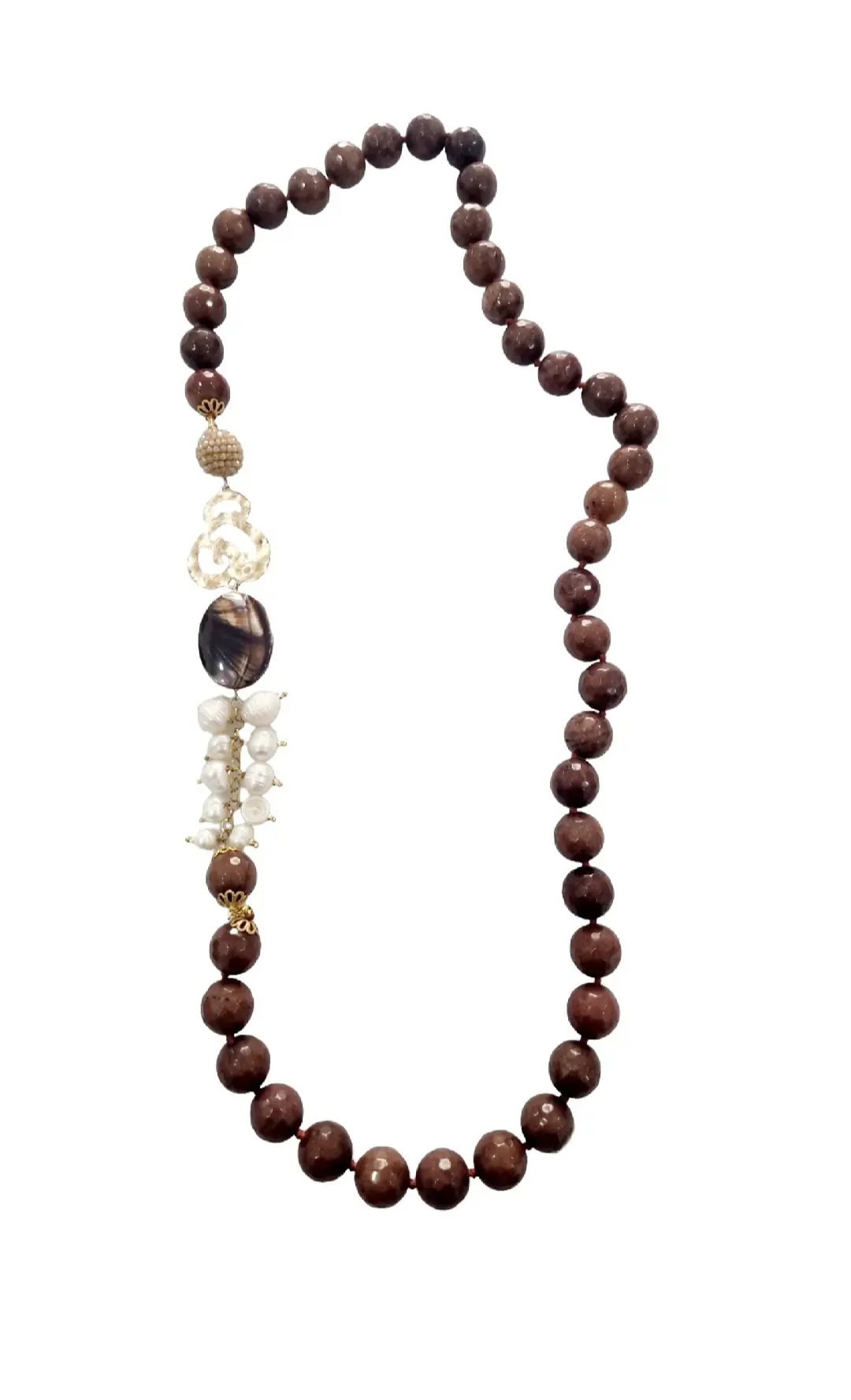 Halskette aus braunem Achat, Flussperlen, Perlmutt, Messing und Kristallen – Länge 78 cm