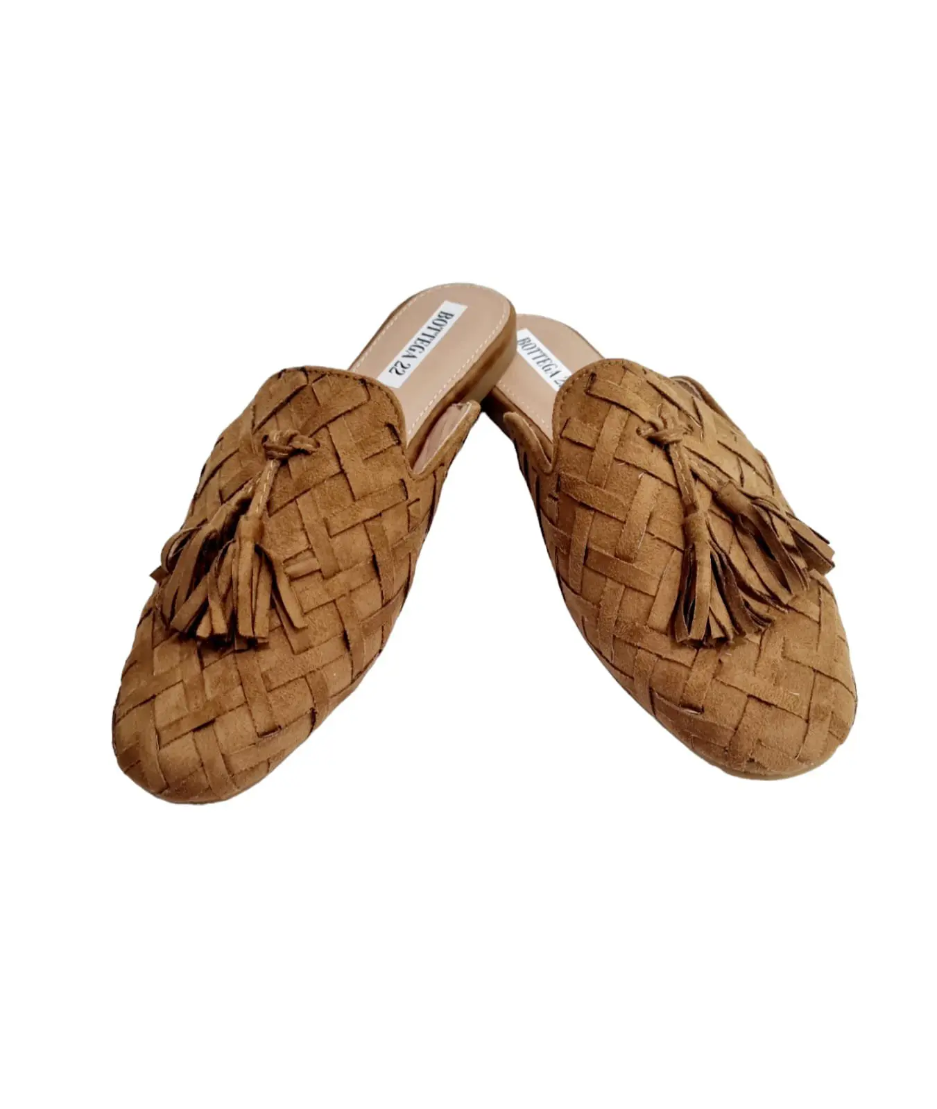 Zapato de ante tejido con borlas, color camel, suela antideslizante elevada de 1,5 cm.