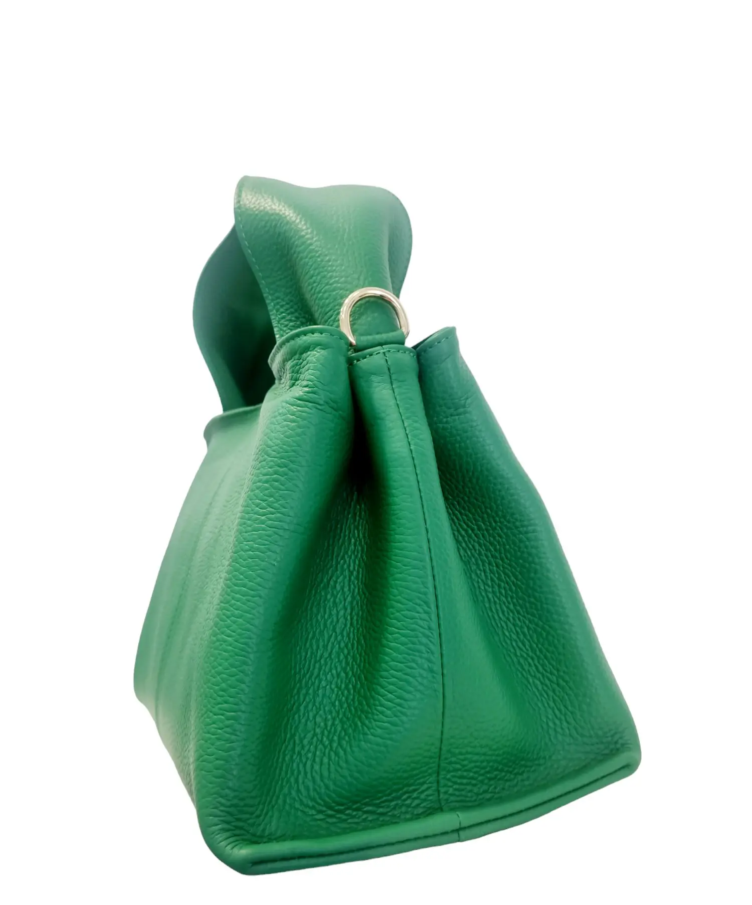 Green genuine leather bag, made in Italy, equipped with shoulder strap and lined interior with double side pockets. Zip closure. Measurements L 27 B16 H20