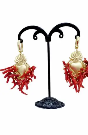 Earrings made with coral sprigs and sacred heart in brass. Weight 9.2gr Length 6cm