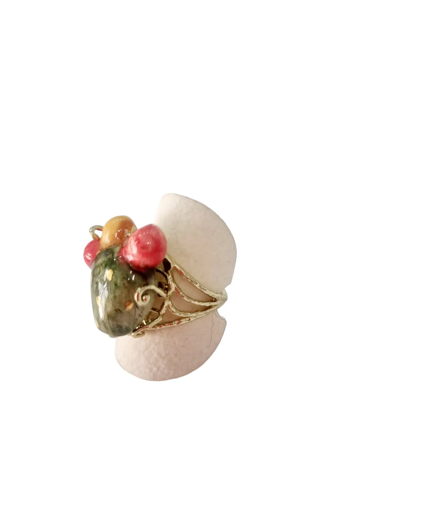 Adjustable ring on brass base with cactus painted on Caltagirone ceramic.