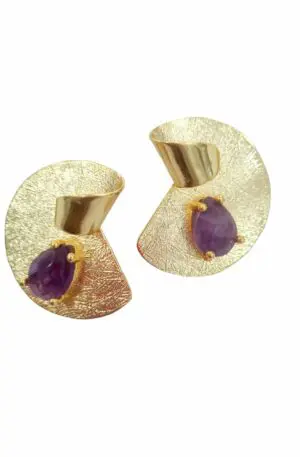 Lobe earrings made with polished and satin brass and amethyst Length 3.5cm Weight 8.4g