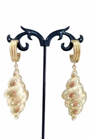 Earrings made of brass with shells and pearls set. Weight 10.8gr Length 7.5cm Free Shipping