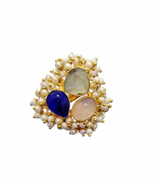 Adjustable ring handcrafted on a brass base with river pearls and quartz set. Length 3.5/4cm Free shipping