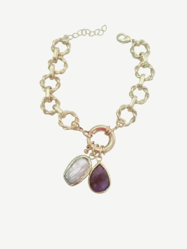 Bracelet made with golden brass chain and two pendants of river pearl and amethyst surrounded by brass. Adjustable length 22cm Free shipping