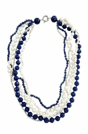 Collana girocollo più fili realizzata con perle di fiume, ematite, agata e cristalli cubici. chiusura in acciaio.Lunghezza 53cm Spedizione Gratuita