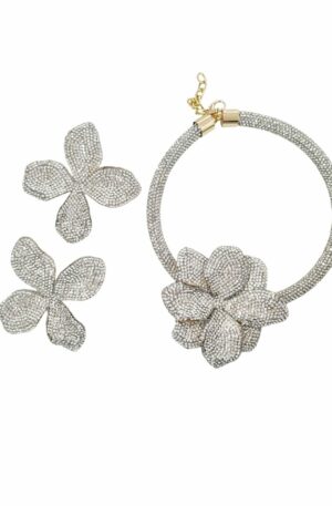 Parure collana girocollo ed orecchini realizzata con strass super luminosa Colore bianco Spedizione Gratuita