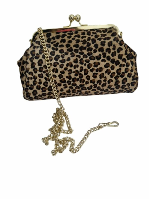 Borsa clutch in cavallino maculata con catena oro. made italy misure L 24 B9 H17 Spedizione Gratuita