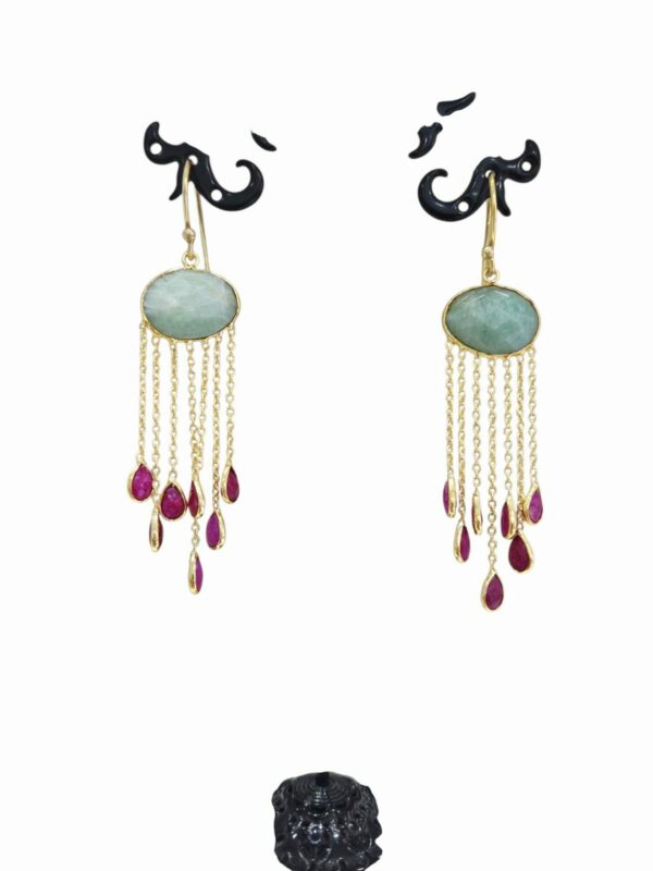 Orecchini realizzati con amazzonite e radice di rubino con ottonelunghezza 7.5cmpeso 4.2gr Spedizione Gratuita