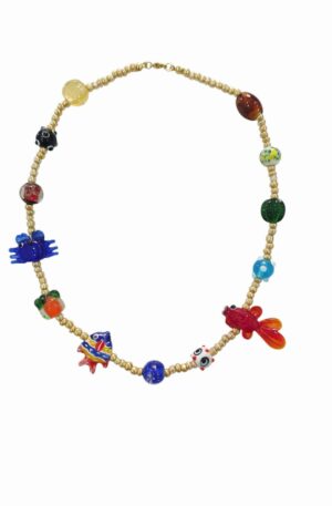 Collana girocollo realizzata artigianalmente con microperline ed elementi in vetro soffiato,pesci multicolore, granchio e sfere miste.lunghezza 45cm Spedizione Gratuita