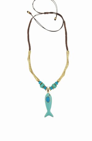 Collana lunghezza regolabile realizzata artigianalmente con tessuto,elementi in ottone,elementi in resina turchesi e pesce in ottone smaltato. Spedizione Gratuita