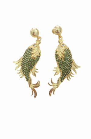 Orecchini pesciolini realizzati su base in ottone con zirconi verdi incastonati.lunghezza 5.5cmpeso 6.5gr Spedizione Gratuita