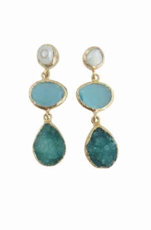 Orecchini realizzati con perno perla di fiume, occhio di gatto turchese e druzy verde circondati da ottone
lunghezza 5cm
peso 8.1gr Spedizione Gratuita