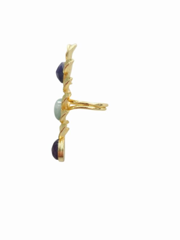 Anello regolabile realizzato in ottone con pietre naturali incastonate: lapislazzuli, amazzonite e ametista.lunghezza 5.5cm Spedizione Gratuita