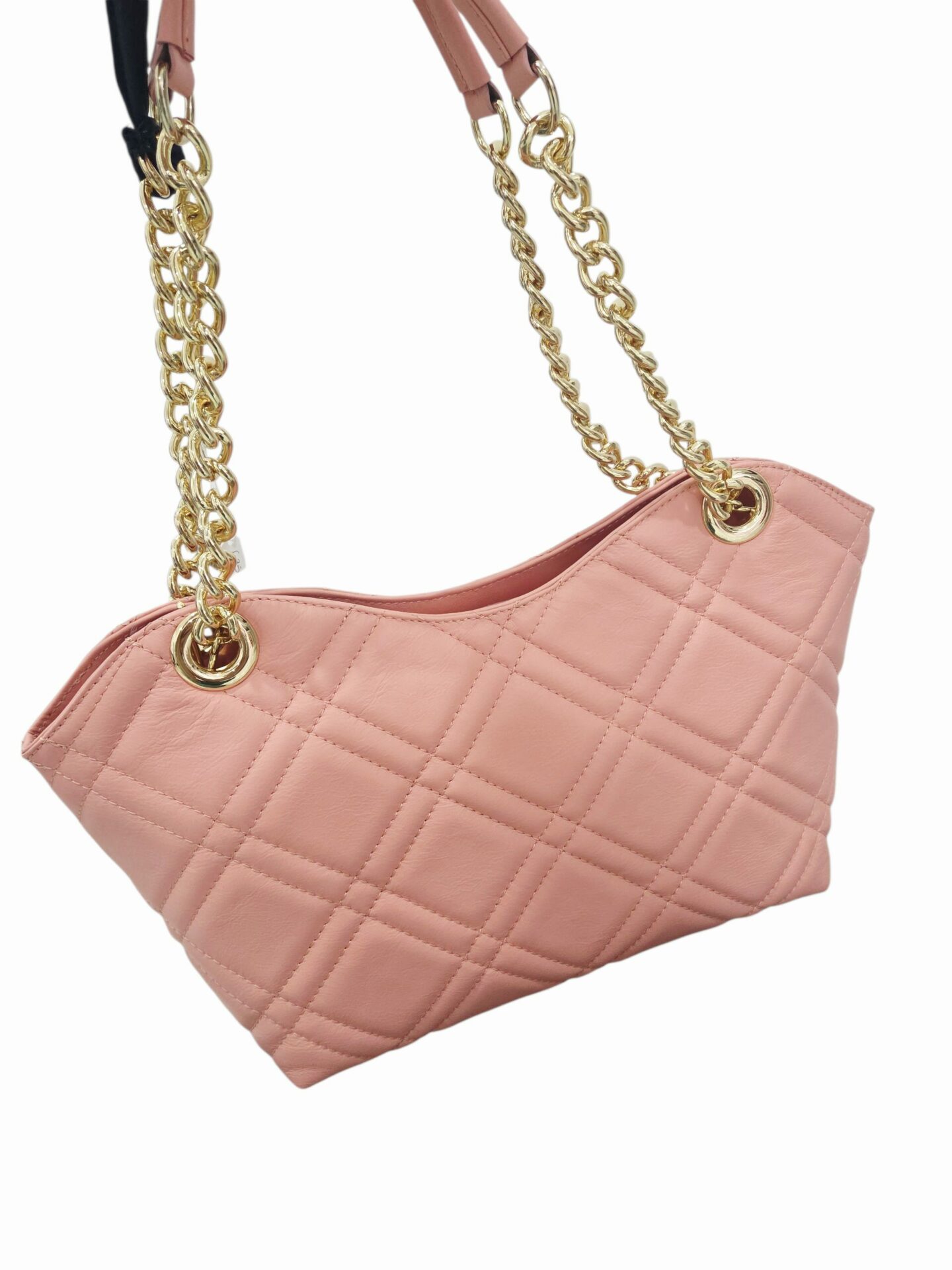 Borsa in vera pelle,made Italy, con impunture doppio manico ampio con catena oro e pelle, interno foderato scomparto unico con tasche laterali. chiusura con zip. colore salmone Misure L 31 B12 H24 Spedizione Gratuita