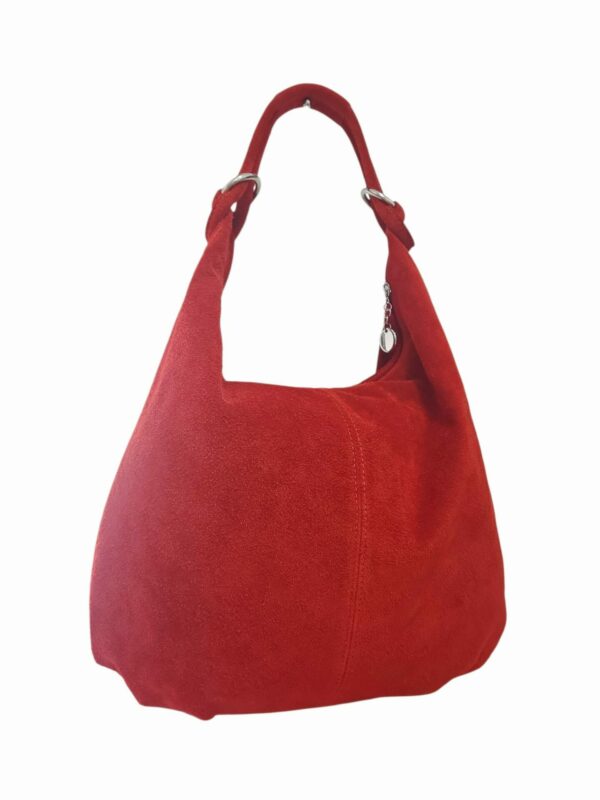 Borsa Sacca in camoscio rossa con interno foderato tasca con zip interna, chiusra con zip. vera pelle made italy.Misure H33 L 37 manico 31 Spedizione Gratuita