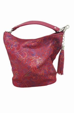 Secchiello in vera pelle stampata ,made Italy, con tracolla tasca con zip esterna. interno foderato con tasca laterale e chiusura con zip. colore rossoMisure H29 B13L 17 Spedizione Gratuita