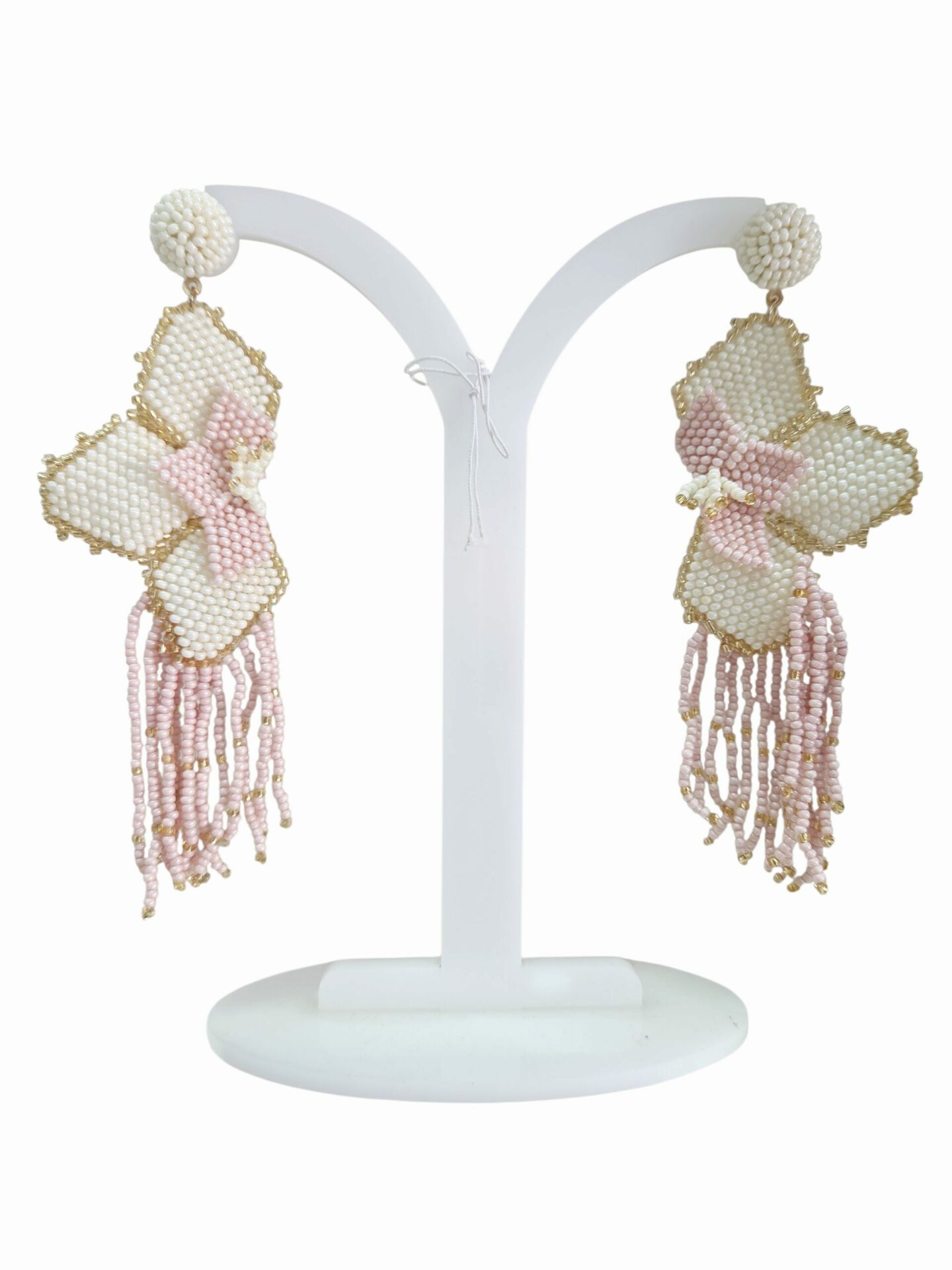 Orecchini realizzati artigianalmente con micriperline panna, rosa e orolunghezza 11cmpeso 11.1gr Spedizione Gratuita