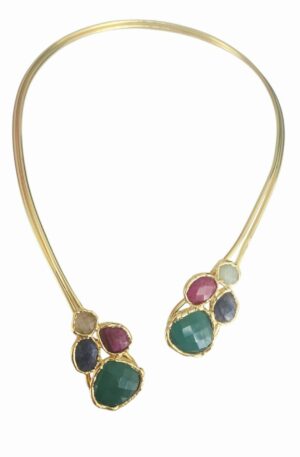 Collana girocollo realizzata artigianalmente con ottone e pietre naturali incastonate: quarzi, lapislazzuli e radice di rubino. Spedizione Gratuita