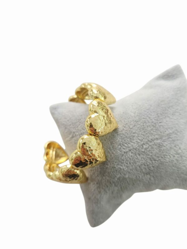 Bracciale cuori ad incastro realizzato artigianalmente in ottone dorato. Spedizione Gratuita