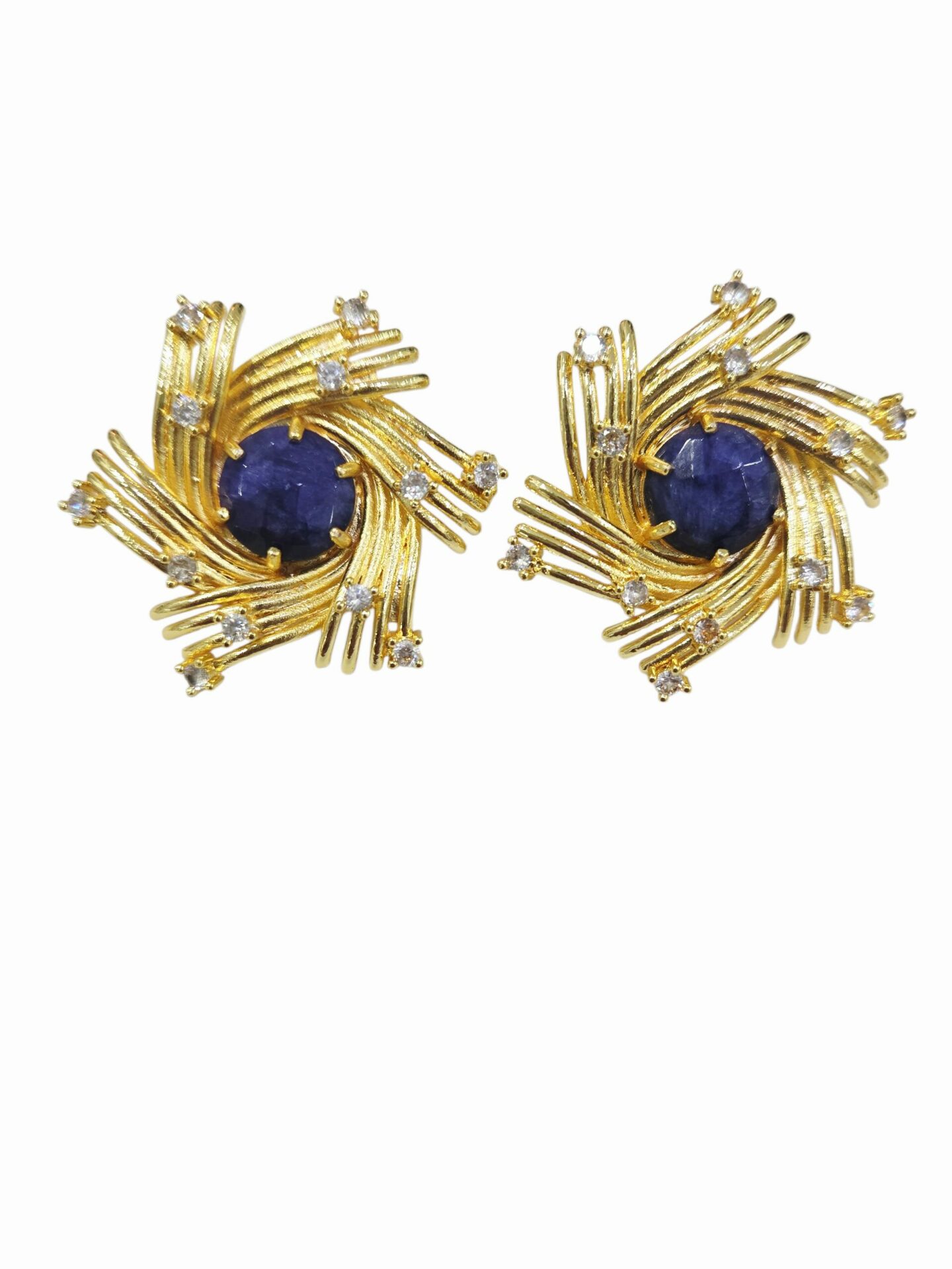 Orecchini lobo realizzati con ottone ,zirconi e lapislazzuli lunghezza 2.5cm x 4cmpeso 12gr Spedizione Gratuita