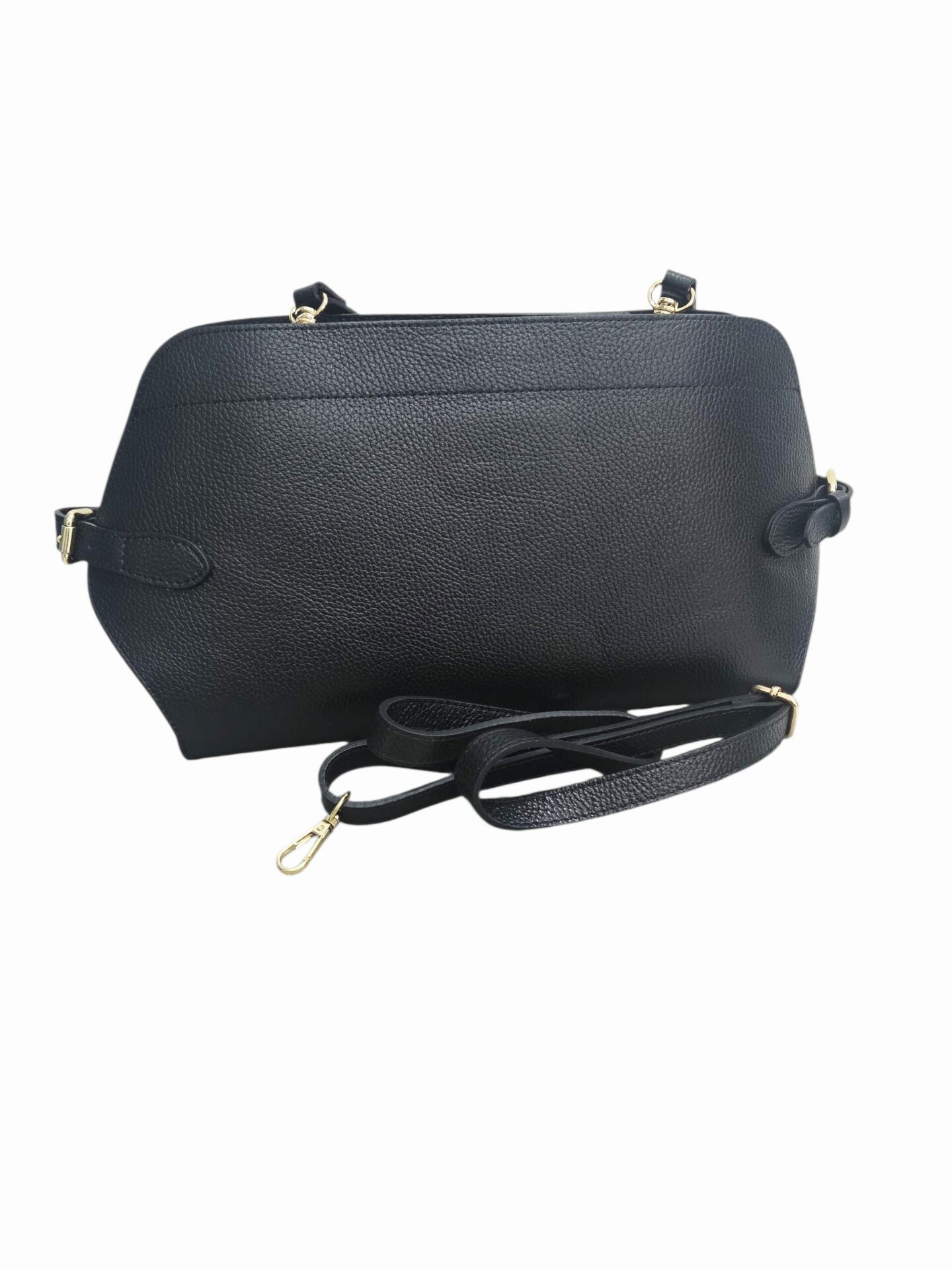 Borsa vera pelle nera,made Italy,interno in pelle con tasca laterale, chiusura con zip, dotata di tracolla. Misure L34 B10 H22 Spedizione Gratuita Borsa vera pelle nera,made Italy,interno in pelle con tasca laterale, chiusura con zip, dotata di tracolla. Misure L34 B10 H22 Spedizione Gratuita