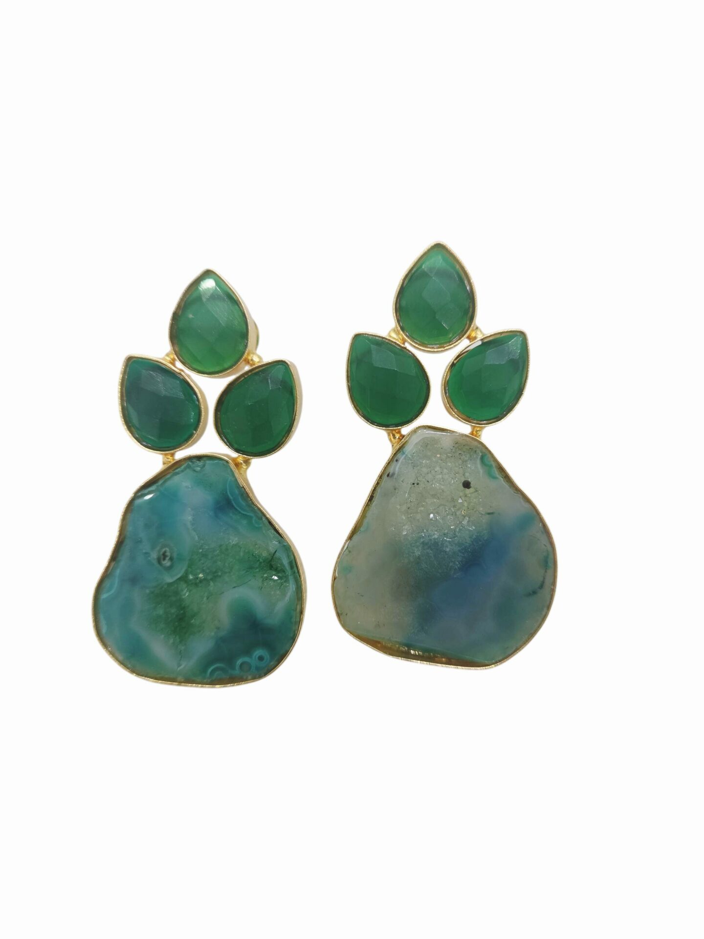 Orecchini realizzati con occhio di gatto e geode lunghezza 5cmpeso 14.2gr Spedizione Gratuita Orecchini realizzati con occhio di gatto e geode lunghezza 5cmpeso 14.2gr Spedizione Gratuita