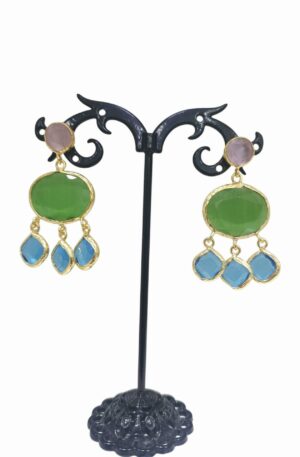 Orecchini realizzati con occhio di gatto colori neutro,verde e turchese,contornati da ottone lunghezza 4cm peso 5.5gr Spedizione Gratuita Orecchini realizzati con occhio di gatto colori neutro,verde e turchese,contornati da ottone lunghezza 4cm peso 5.5gr Spedizione Gratuita