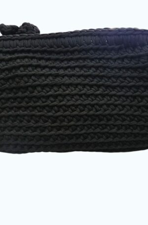 Borsa clutch nera realizzata con lavorazione crochet, manico a molla, dotata di tracolla.
Misure L 30 B12 H 19 Spedizione Gratuita Borsa clutch nera realizzata con lavorazione crochet, manico a molla, dotata di tracolla.
Misure L 30 B12 H 19 Spedizione Gratuita