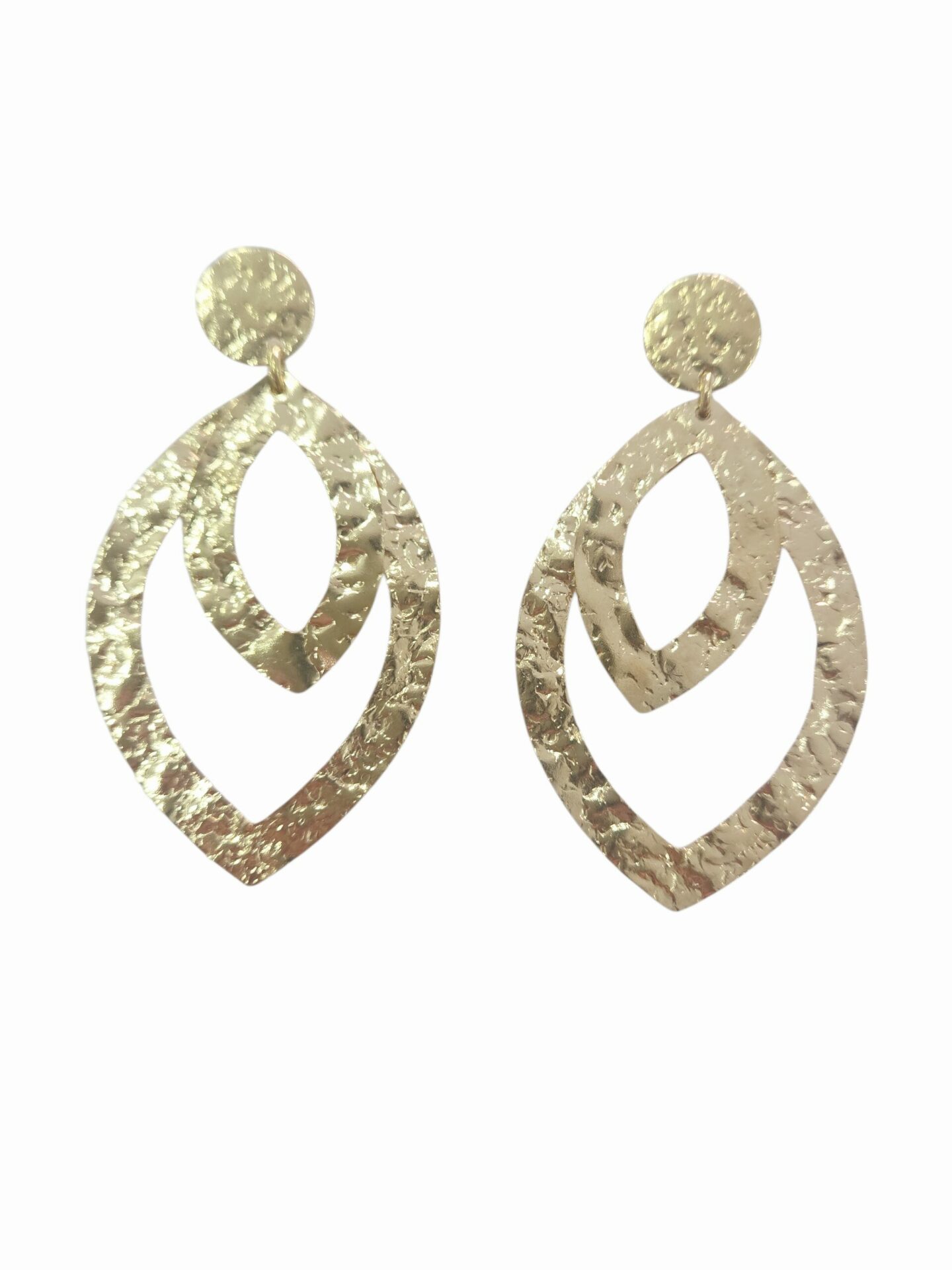 Orecchini realizzati artigianalmente in ottone battutolunghezza 7.5cmpeso 6.5gr Spedizione Gratuita