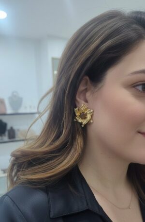 Orecchini lobo realizzati con ottone ,zirconi e occhio di tigre lunghezza 2.5cm x 4cm peso 12gr