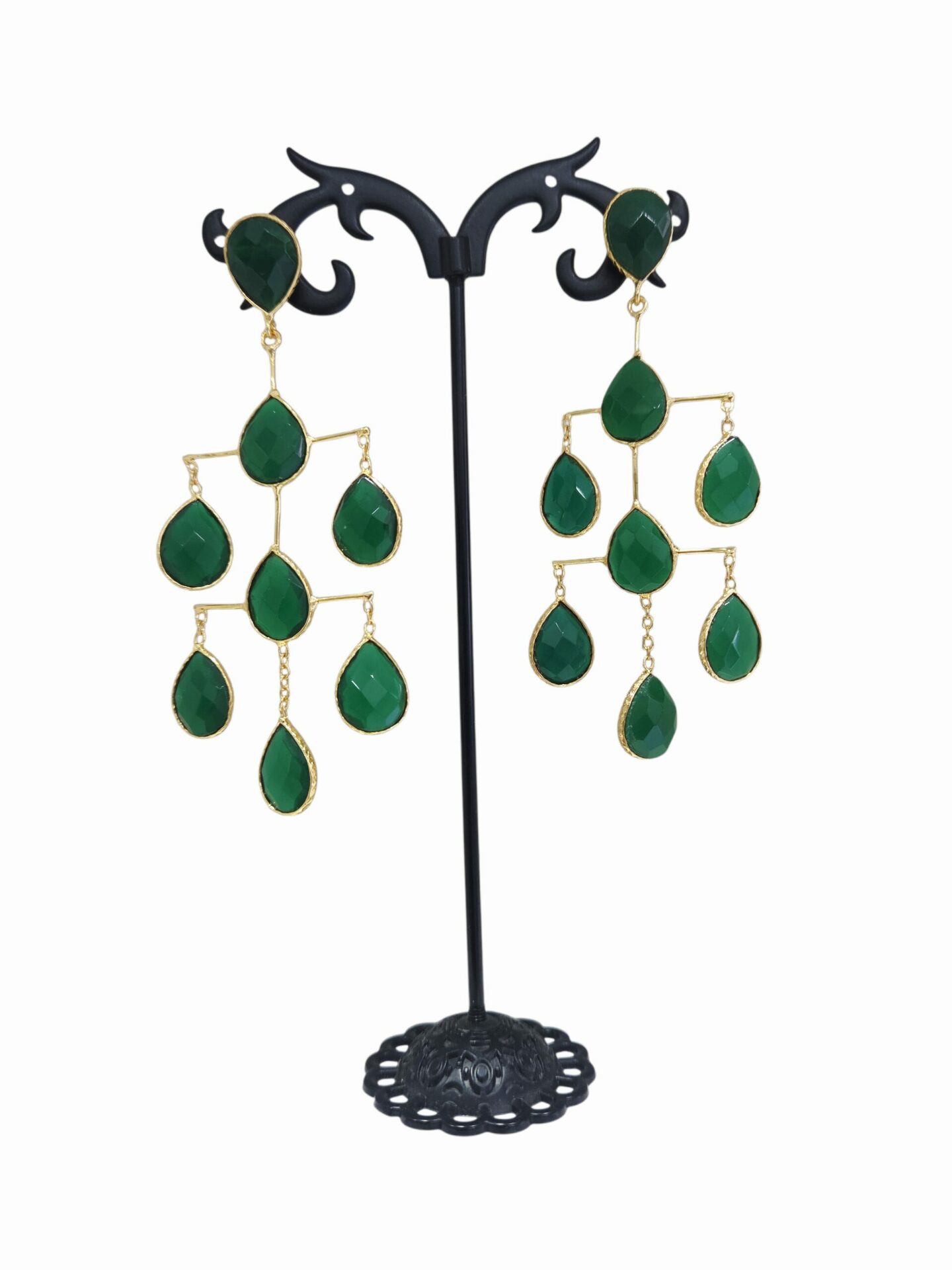 Orecchini realizzati con ottone e goccie occhio di gatto verdi lunghezza 8.5cm peso 7.4gr Spedizione Gratuita Orecchini realizzati con ottone e goccie occhio di gatto verdi lunghezza 8.5cm peso 7.4gr Spedizione Gratuita