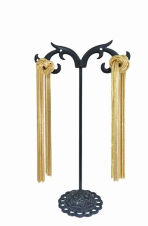 Orecchini realizzati in ottone dorato con nodo.lunghezza 8.5cmpeso 11.6gr Spedizione Gratuita Orecchini realizzati in ottone dorato con nodo.lunghezza 8.5cmpeso 11.6gr Spedizione Gratuita