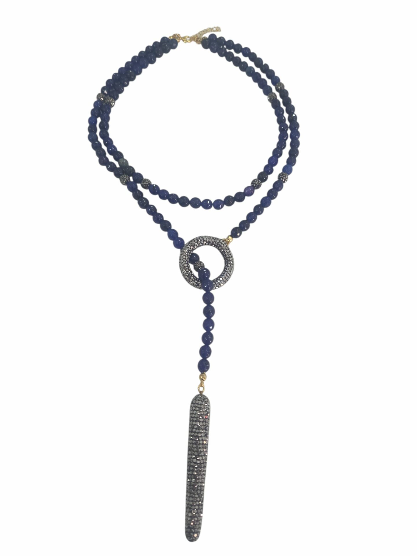 Collana realizzata con agata blu e marcasite. 
lunghezza regolabile 50cm Spedizione Gratuita
