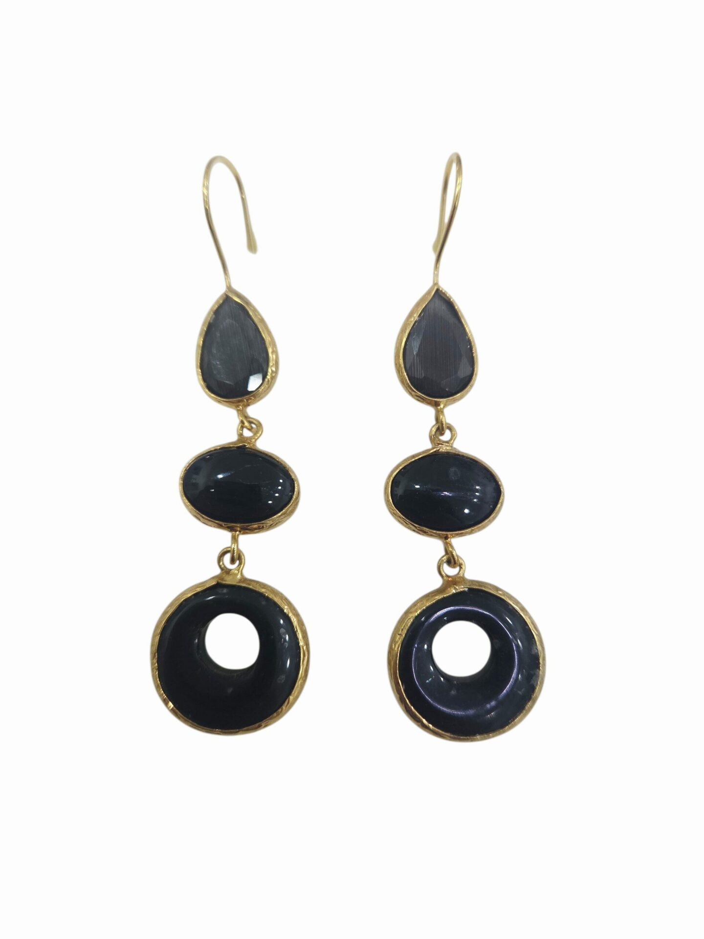 Orecchini pendenti realizzati con occhio di gatto ed ossidiana
lunghezza 7cm
peso 5.6gr Spedizione Gratuita Orecchini pendenti realizzati con occhio di gatto ed ossidiana
lunghezza 7cm
peso 5.6gr Spedizione Gratuita