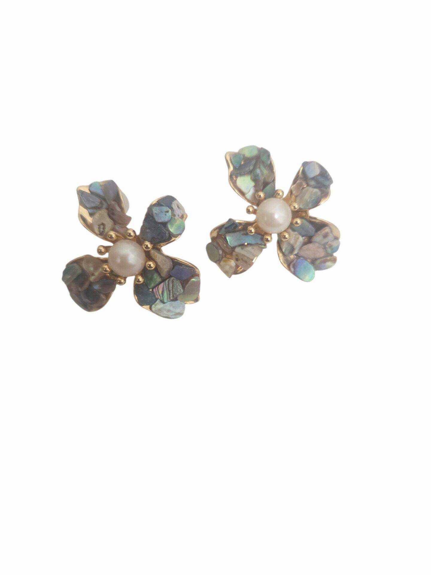 Orecchini fiori lobo realizzati con scaglie di abalone e perla di fiume
lunghezza 3cm
peso 4gr Spedizione Gratuita Orecchini fiori lobo realizzati con scaglie di abalone e perla di fiume
lunghezza 3cm
peso 4gr Spedizione Gratuita