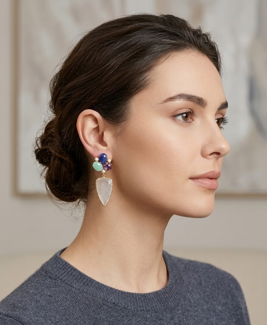 Orecchini realizzati con perle di maiorca, pietre naturali:lapislazzuli,amazzonite,ametista ed occhio di gatto circondati da ottone
lunghezza 6.5cm
peso 14.2 Spedizione Gratuita Orecchini realizzati con perle di maiorca, pietre naturali:lapislazzuli,amazzonite,ametista ed occhio di gatto circondati da ottone
lunghezza 6.5cm
peso 14.2 Spedizione Gratuita