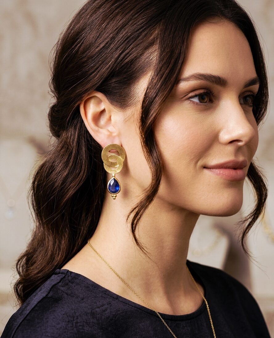 Orecchini realizzati con ottone ed occhio di gatto
lunghezza 5cm
peso 5.6gr Spedizione Gratuita Orecchini realizzati con ottone ed occhio di gatto
lunghezza 5cm
peso 5.6gr Spedizione Gratuita